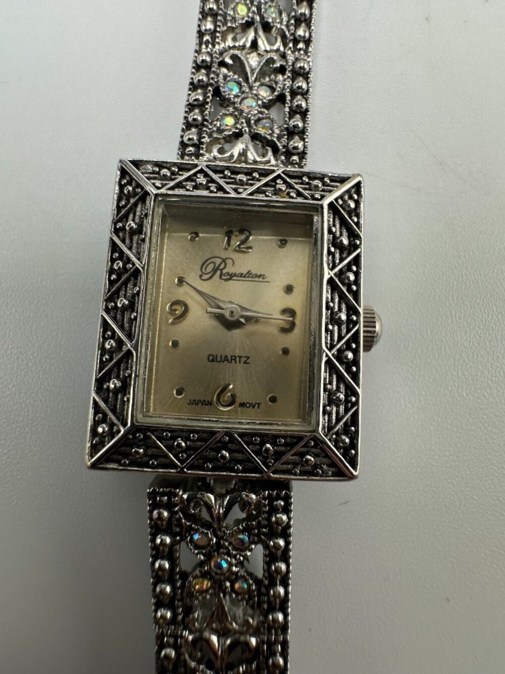 3/$30 Royalton Watch Women Silver Tone Rhinestone Accents Beige Dial 5.75”